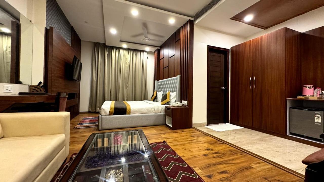 Hotel River Rhythm Assi Ghat Варанасі Екстер'єр фото