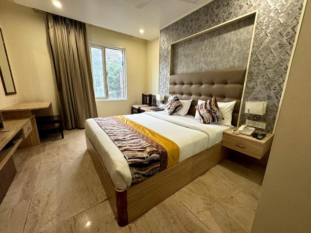 Hotel River Rhythm Assi Ghat Варанасі Екстер'єр фото