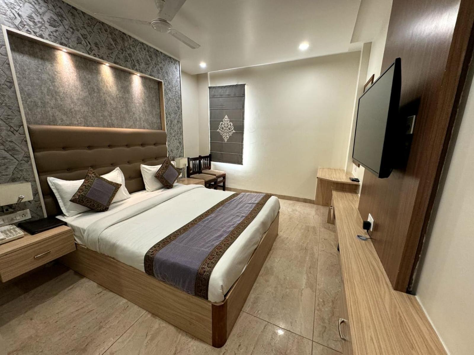 Hotel River Rhythm Assi Ghat Варанасі Екстер'єр фото